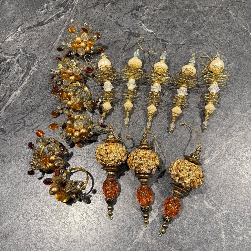 Ornate intricate beaded icicle ornaments gold LOT 8 + 6 napkin rings Christmas - Picture 2 of 9